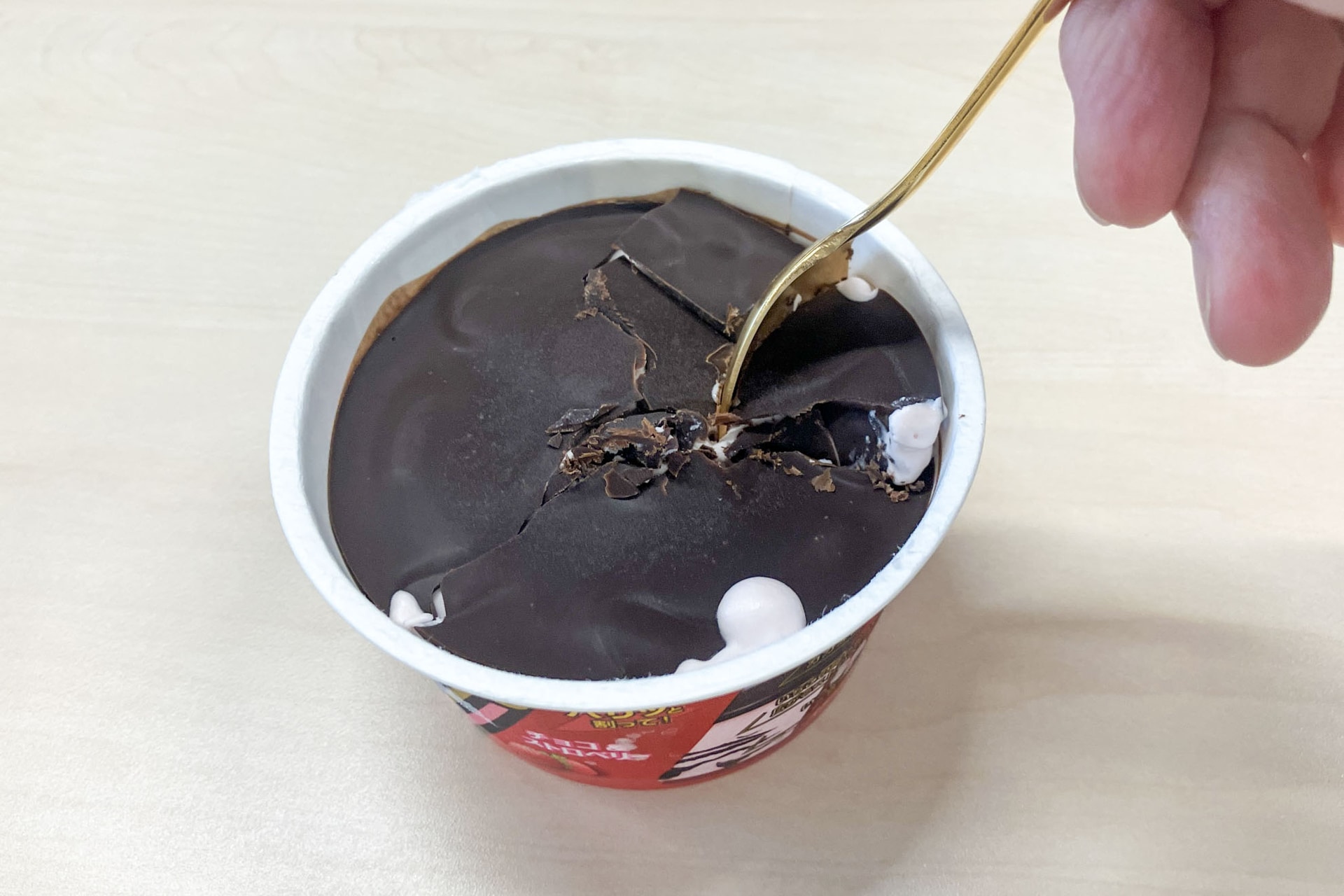 「Varicheチョコ＆ストロベリー」。甘酸っぱさとチョコレートが口に広がる