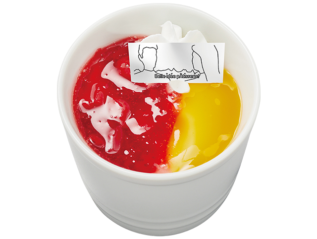 いちごとパッションフルーツのパンナコッタ