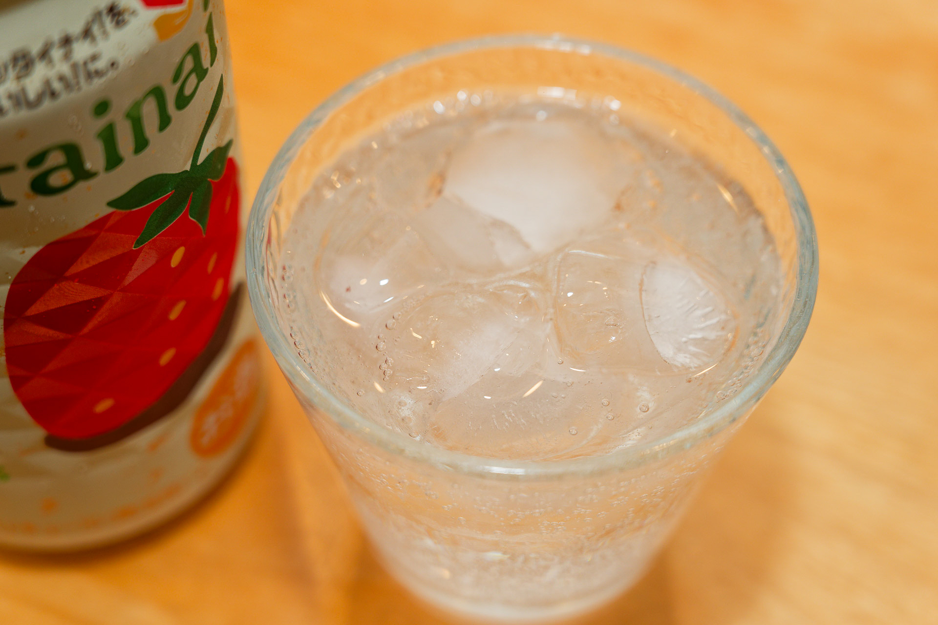 キンキンに冷やして氷と一緒に