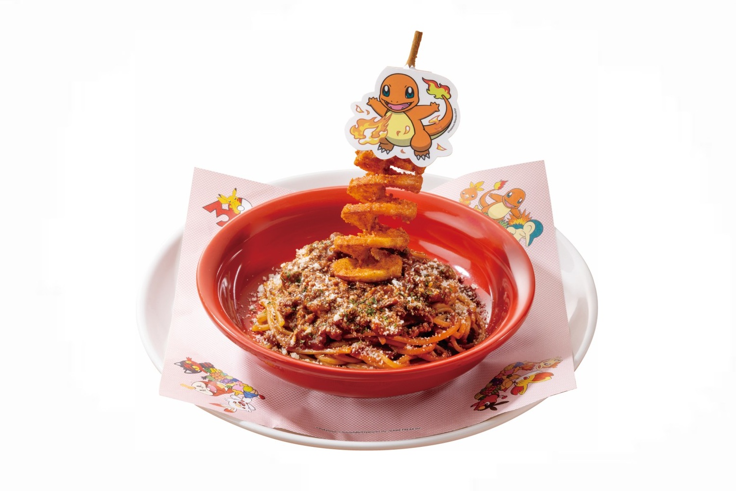 「＼ほのおタイプのポケモンといっしょ／ヒトカゲの“ほのおのうず”ミートソースパスタ」（1209円）