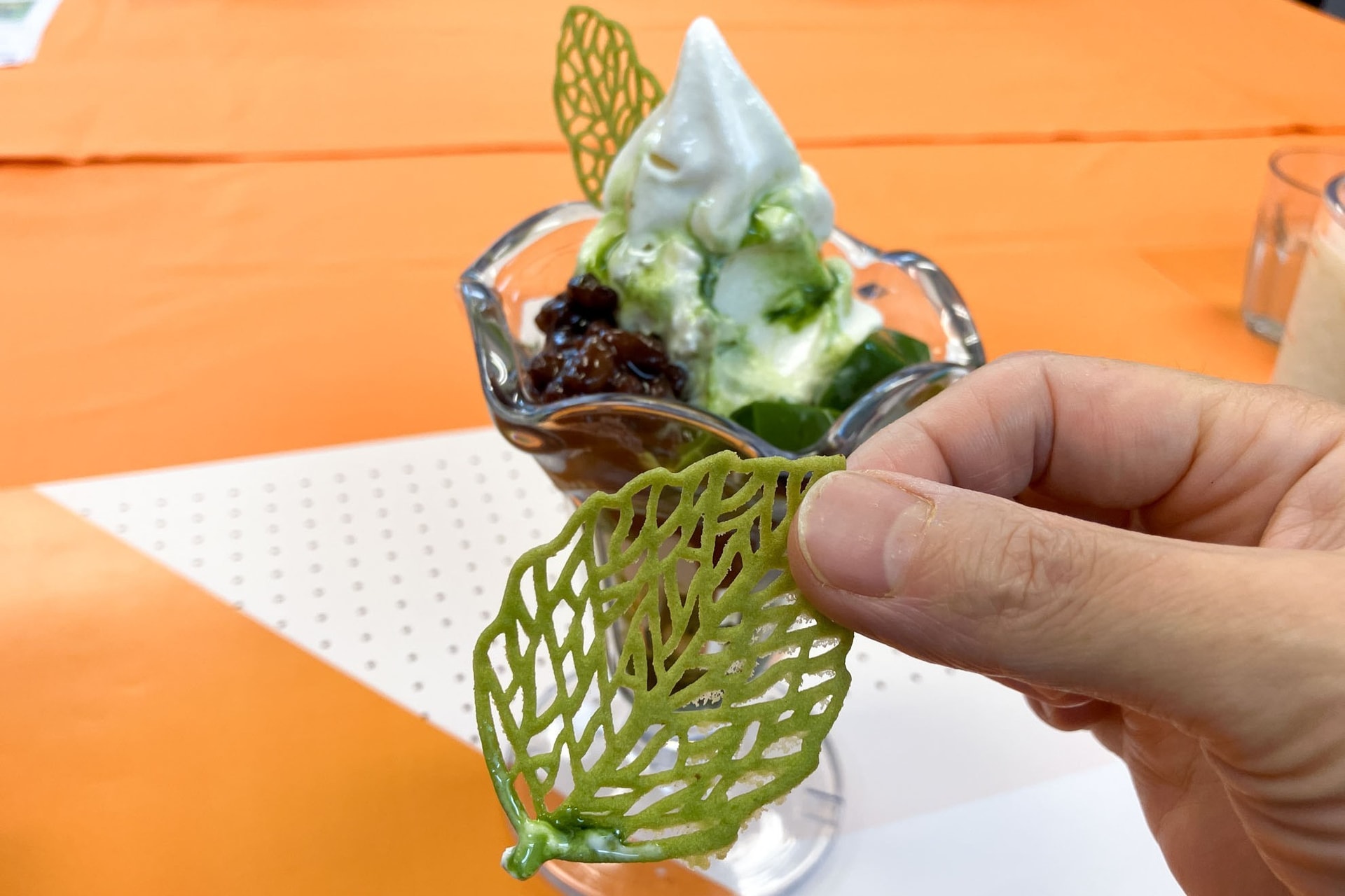 葉脈形の抹茶リーフクッキー