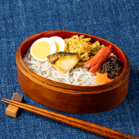 「しらすごはん弁当 答志島水揚げしらす使用」（460円・税別）