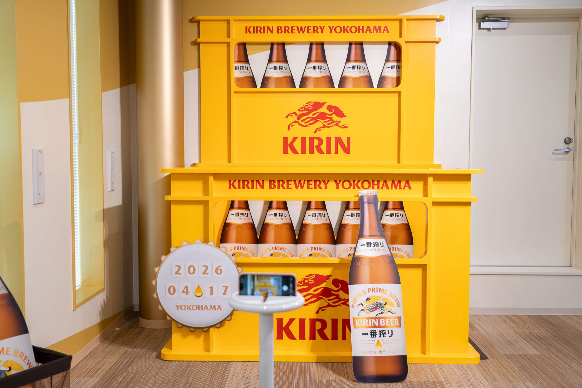 スマホスタンドが用意されたフォトスポット