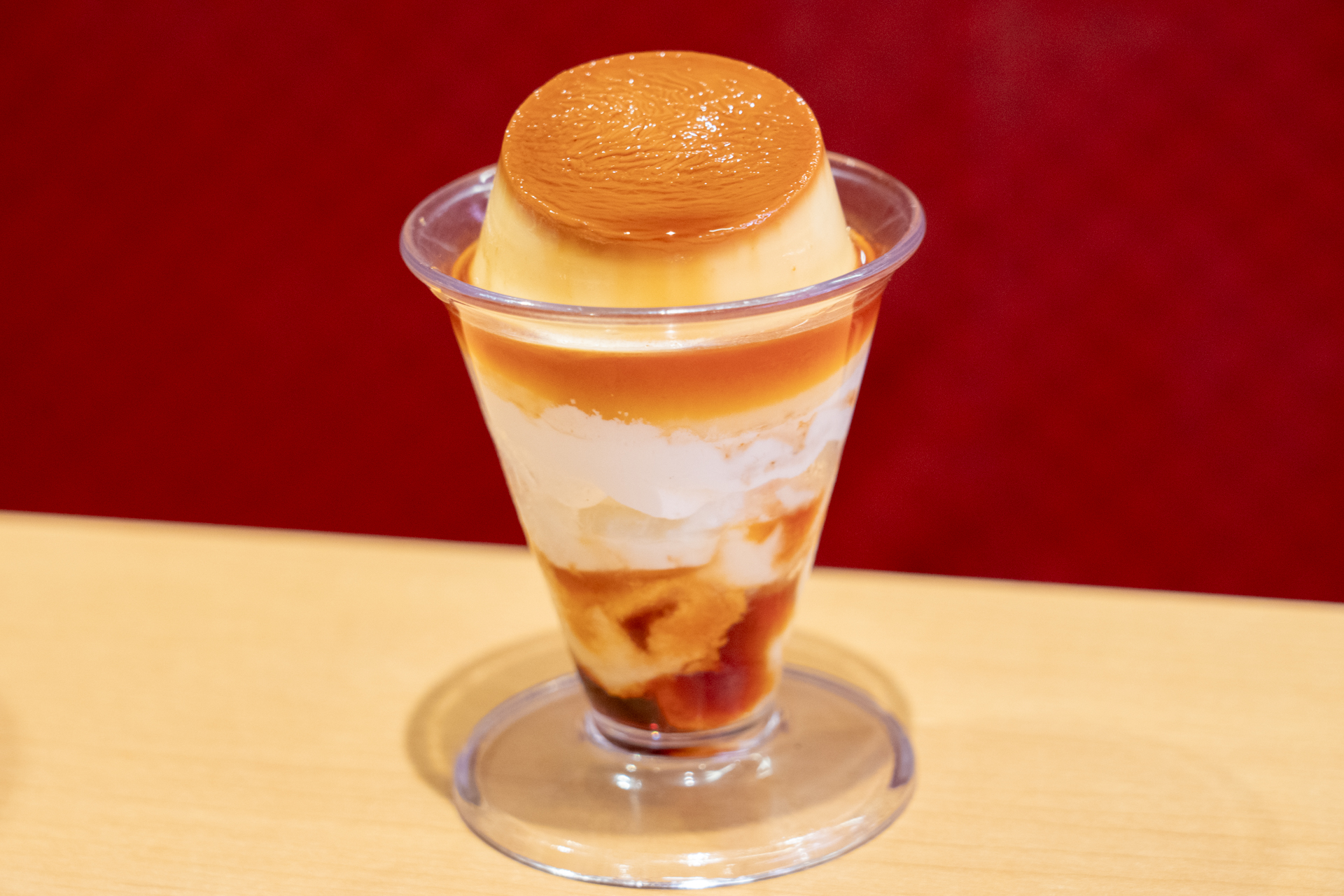 通常商品「クラシックプリン」のパフェ版