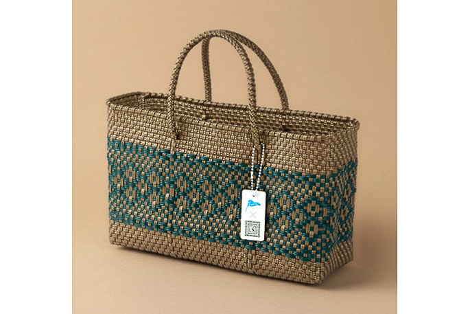 紀ノ国屋「Letra×KINOKUNIYA オリジナルメルカドバッグ」