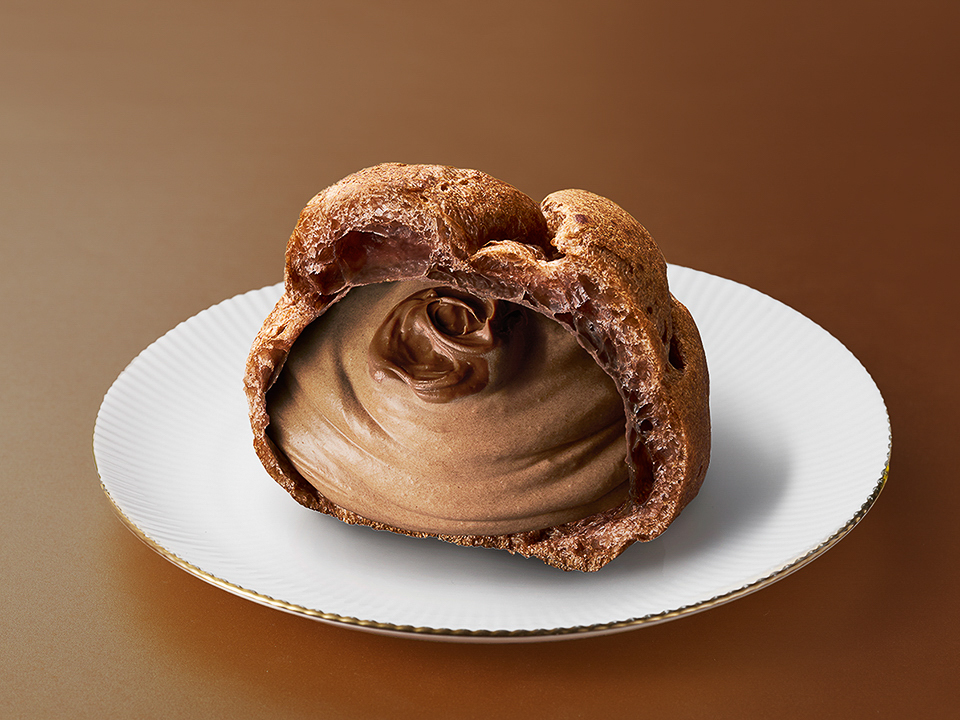 濃厚な生チョコとチョコレートクリームの2層仕立て