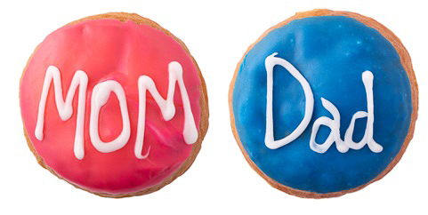 母の日限定「マムズレイズド」（左）と父の日限定「ダッズレイズド」（右）