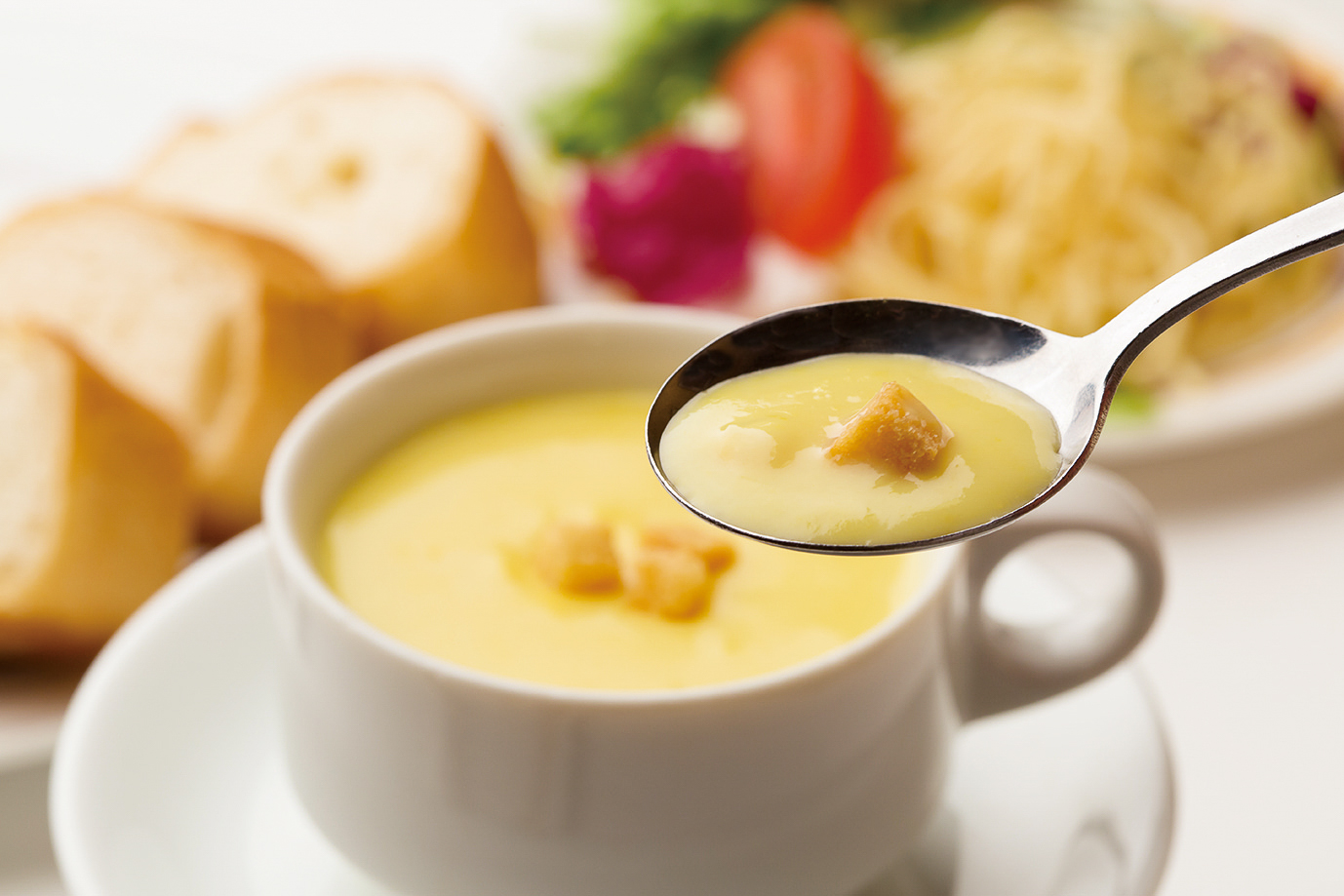 名物の濃厚なコーンスープ