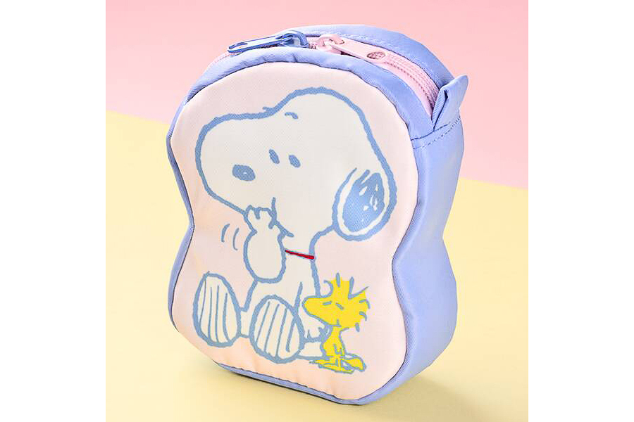 カルディコーヒーファーム「スヌーピー ポケッタブル保冷ポーチ」