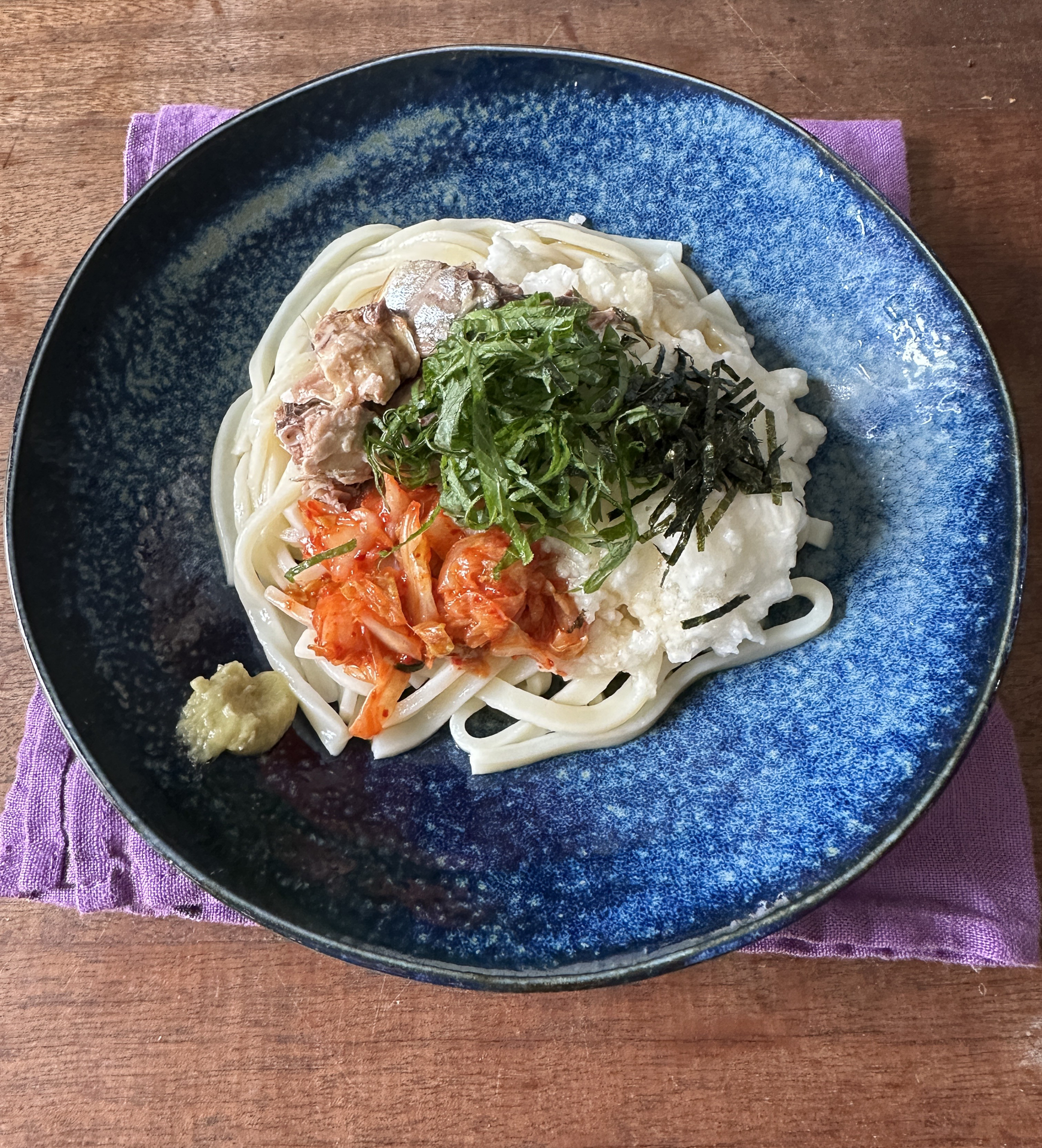 山本ゆりさんの「たたき長いものサバ缶キムチうどん」