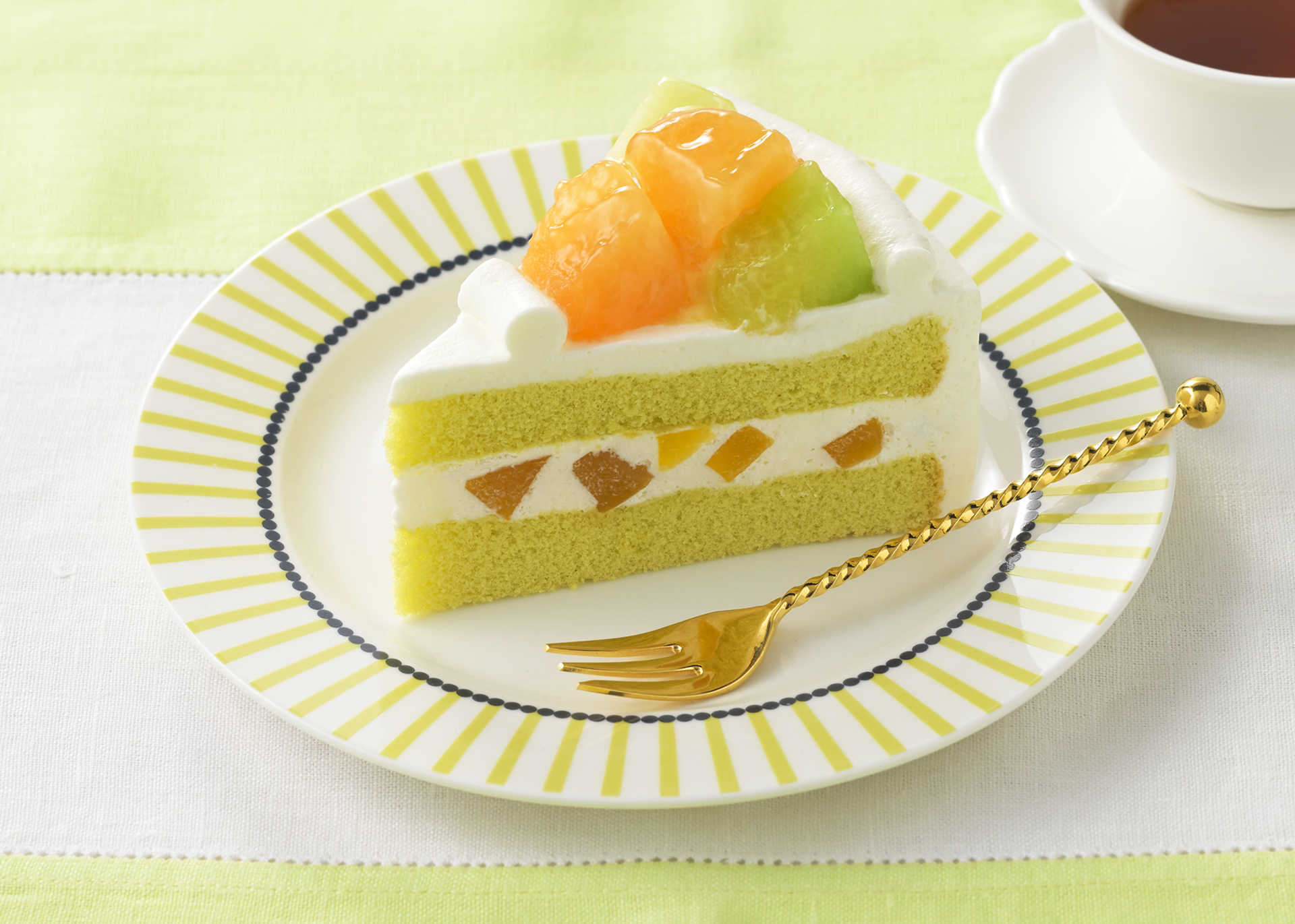 「2種メロンのショートケーキ」（648円）