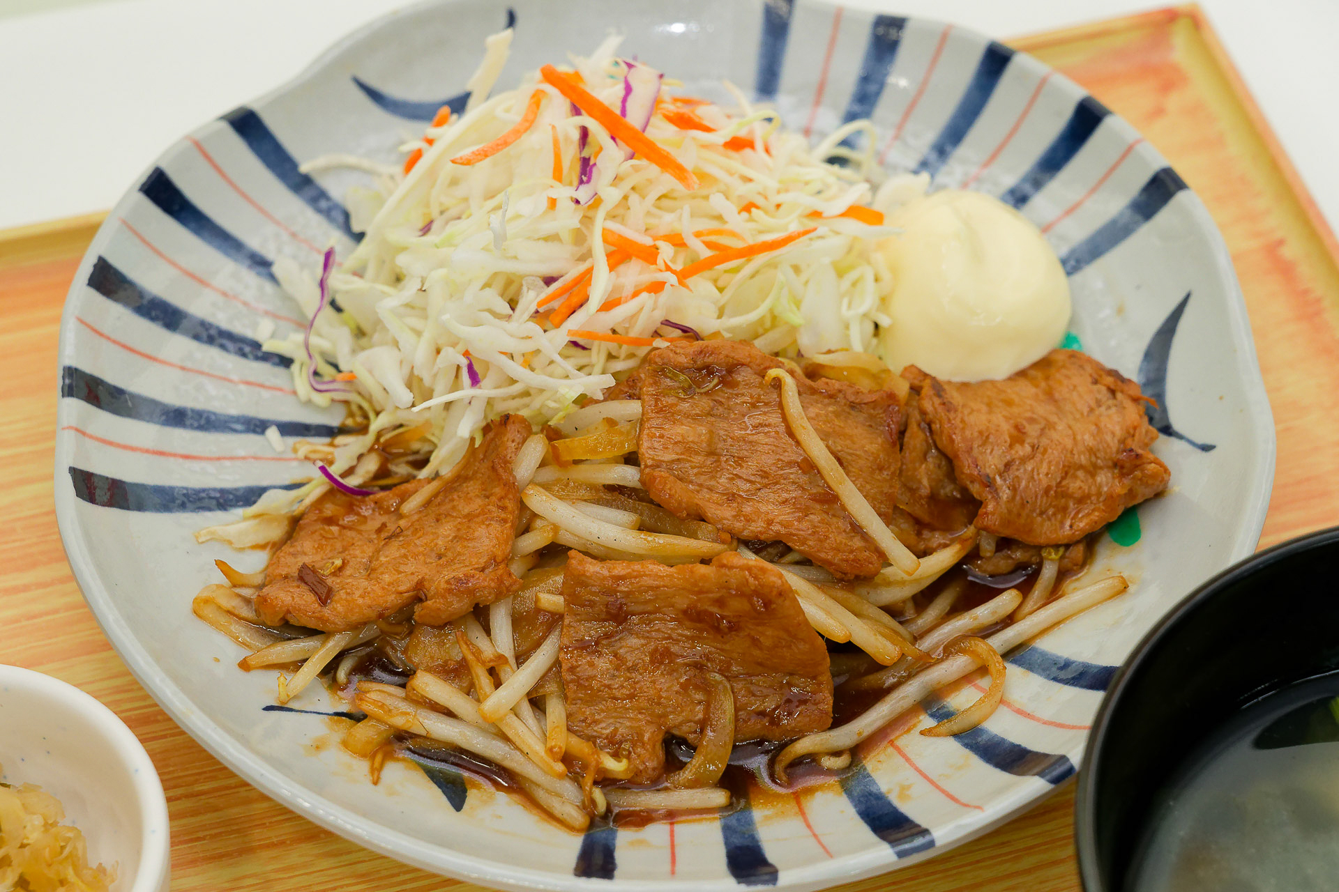 「大豆ミートのしょうが焼き定食」（860円）