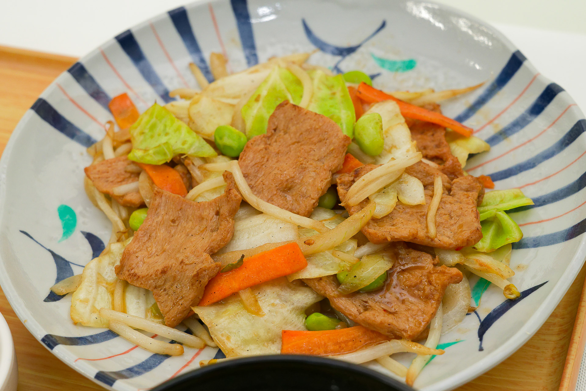 「大豆ミートの野菜炒め定食」（960円）