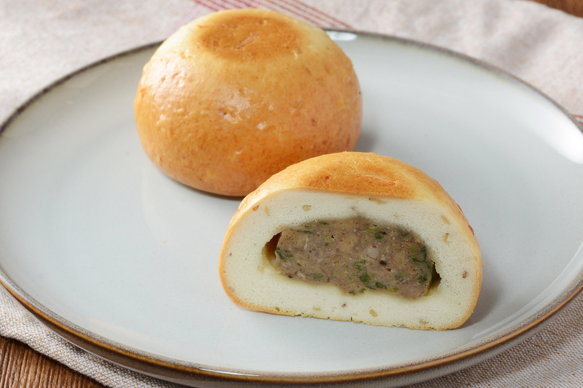 発売中の「台湾屋台 胡椒餅風」