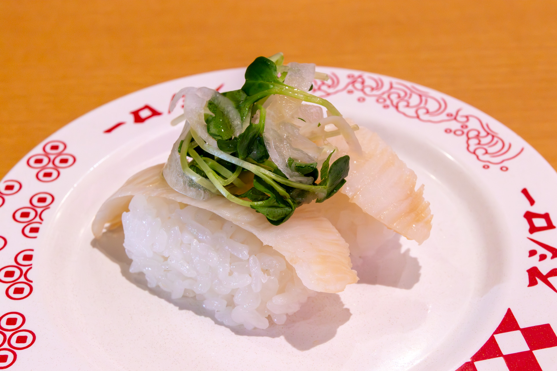 「漬けえんがわ レモンだれがけ」（200円～）