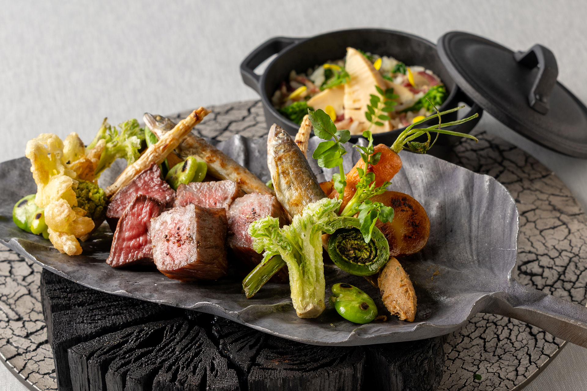 素材の旨みを引き出す調理法で仕上げ、春ならではの味覚を堪能できる