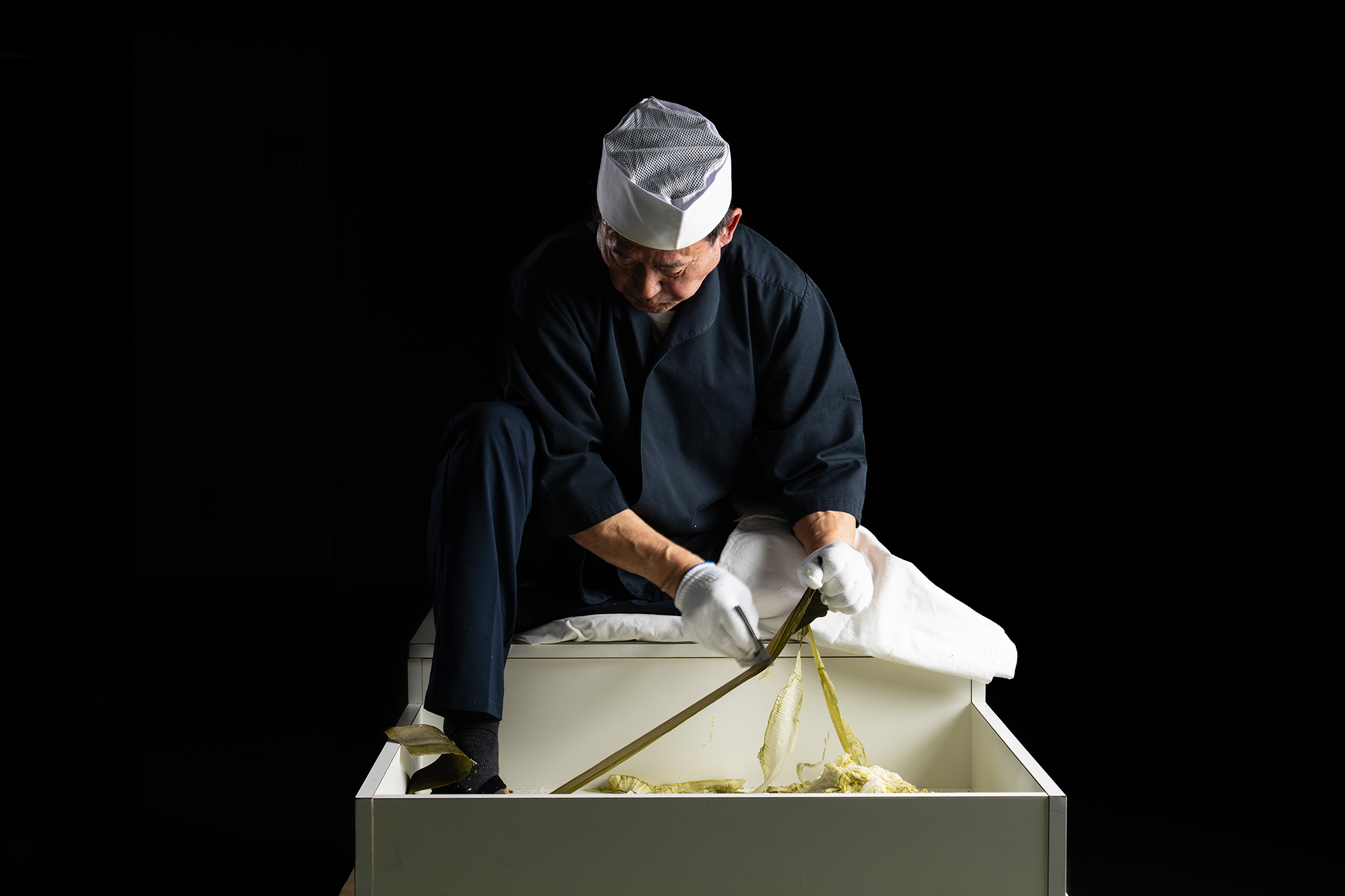 職人によるおぼろ昆布削り