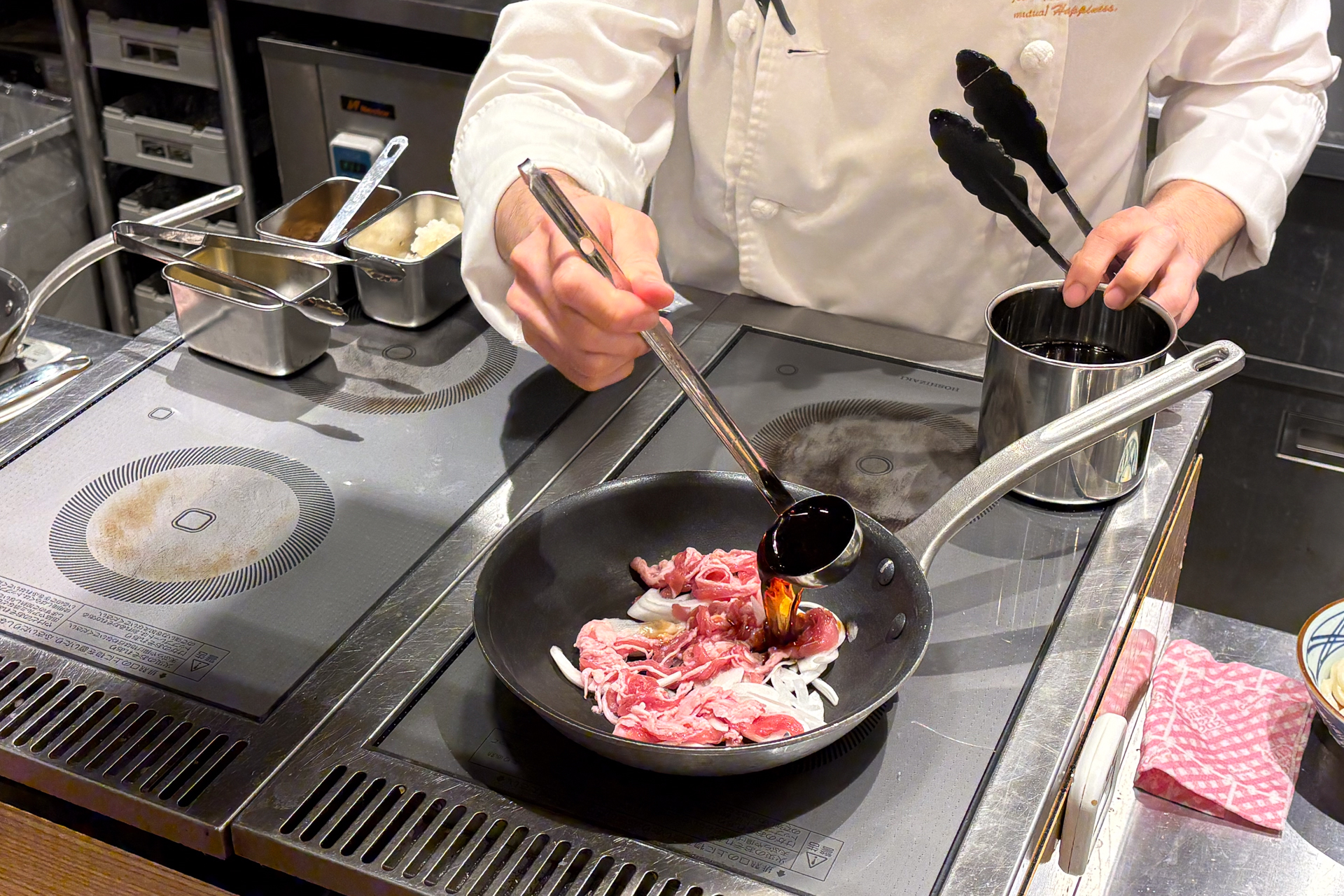 「鬼おろし肉ぶっかけうどん」調理工程