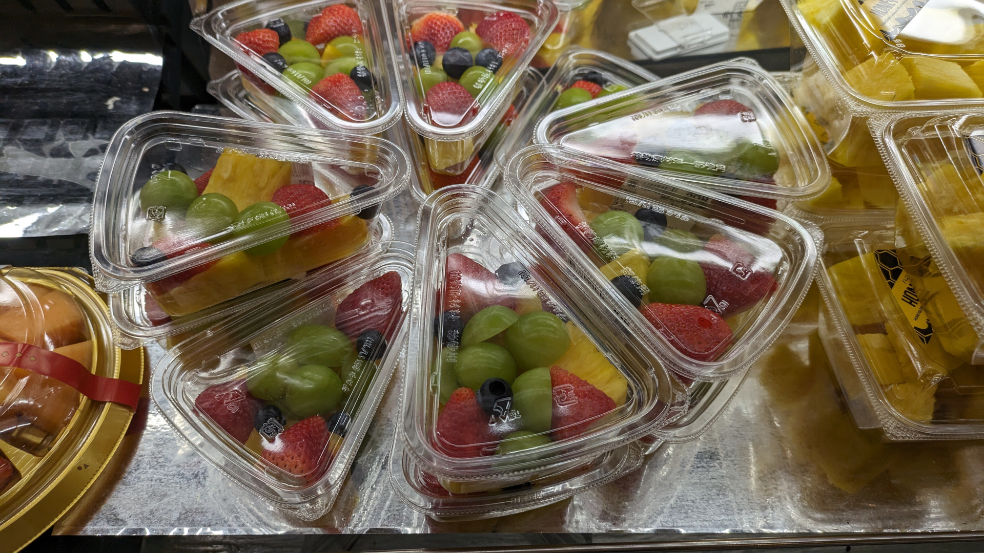 カットフルーツ