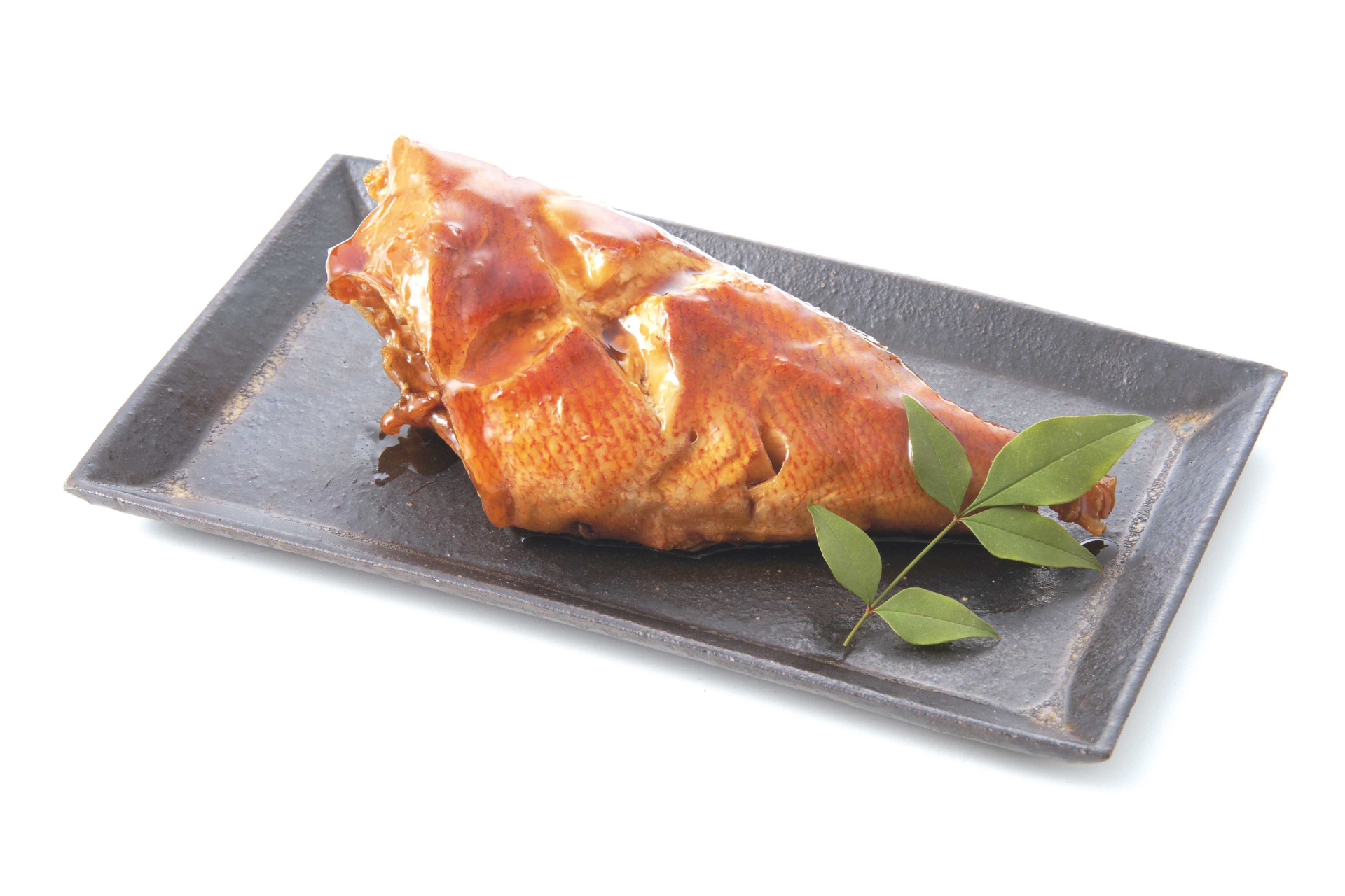 鮮魚を使用した煮魚