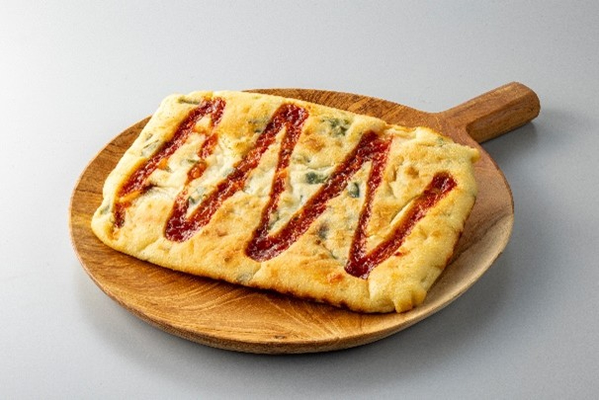 旨辛ソースで食べるもちもち食感チヂミパン