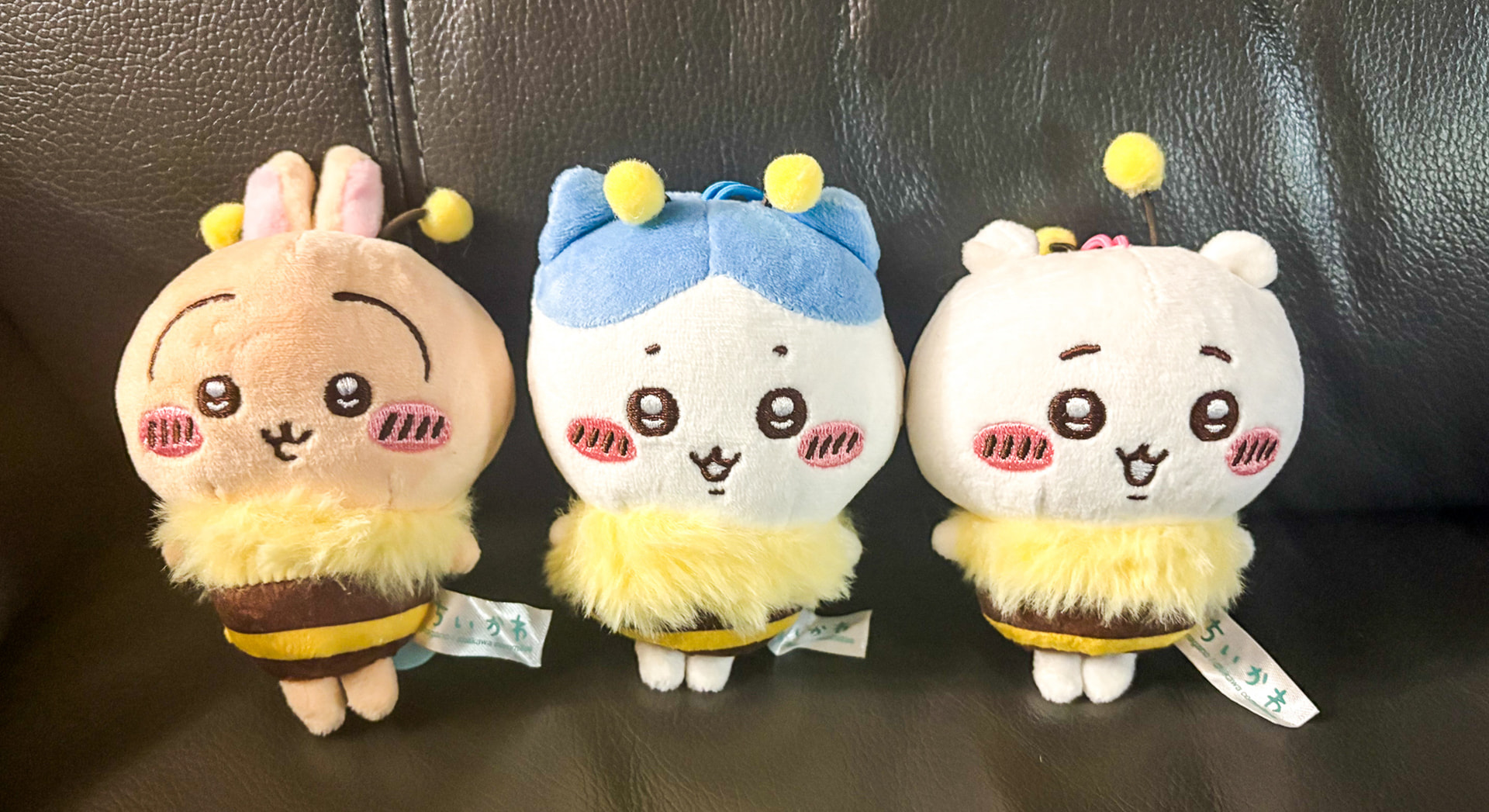セブン-イレブン「ちいかわ ハチさんぬいぐるみ」