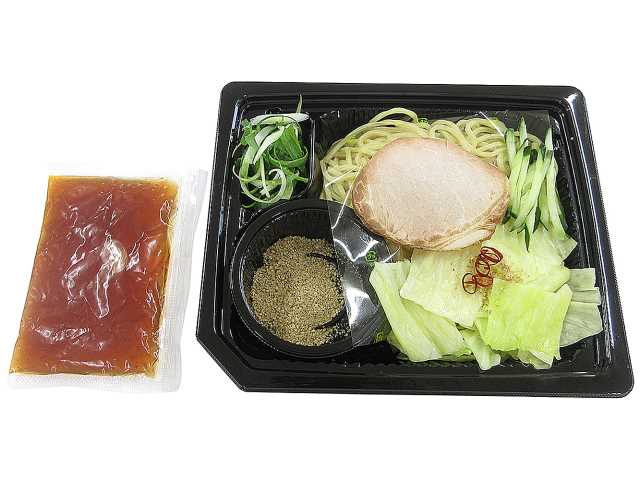 「辛口つけだれで食べる広島つけ麺」（550円・税別）