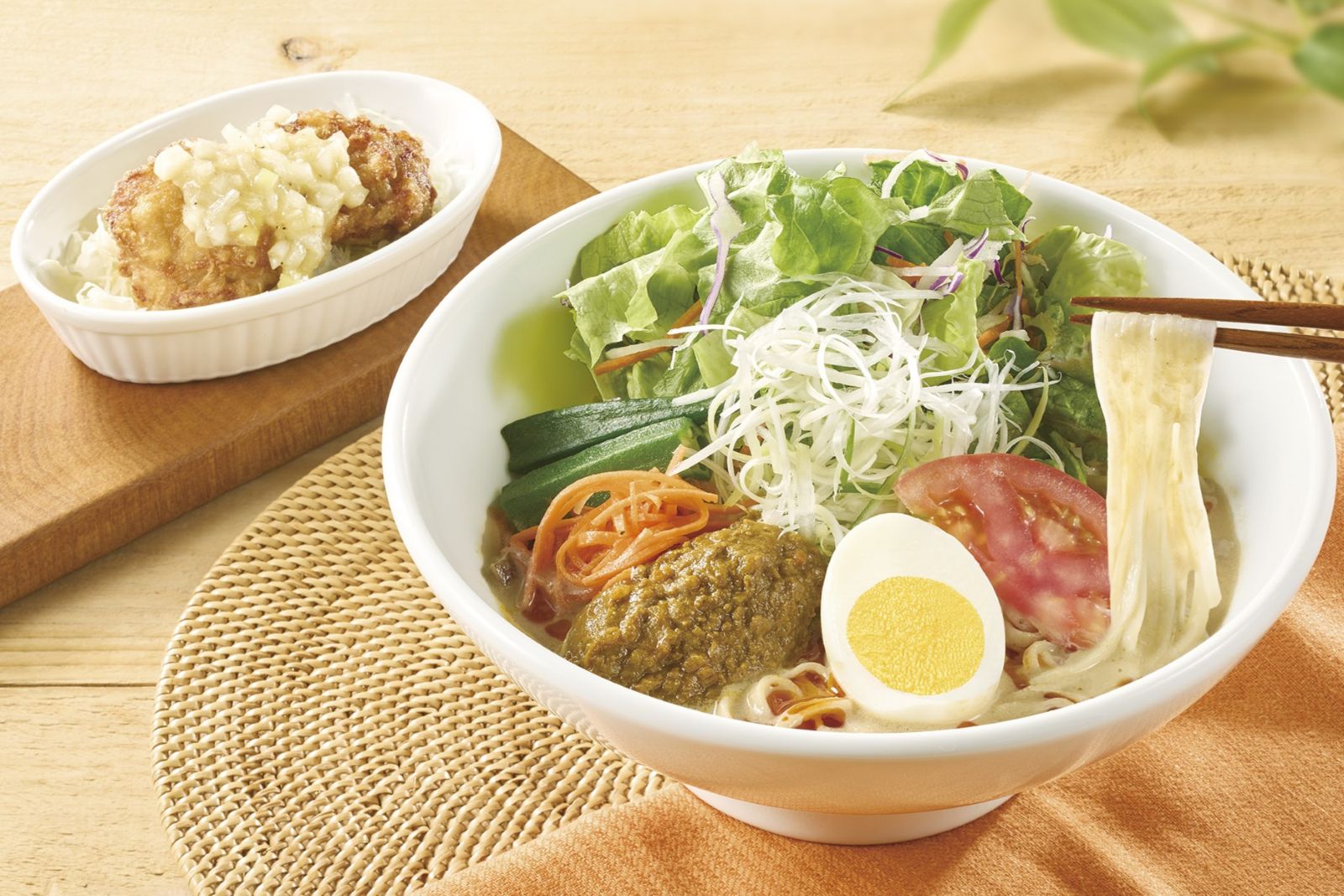 カレーな冷やし豆乳担々うどん