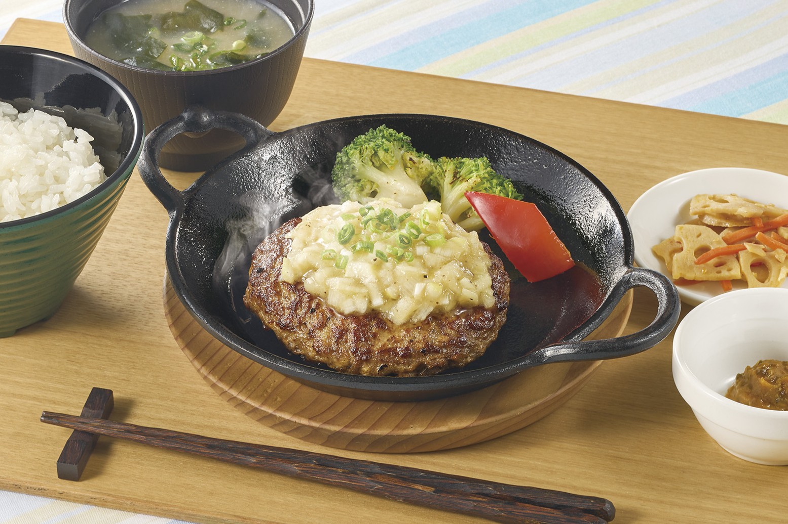 アンガスビーフ100％ 旨塩ねぎだれのハンバーグ膳