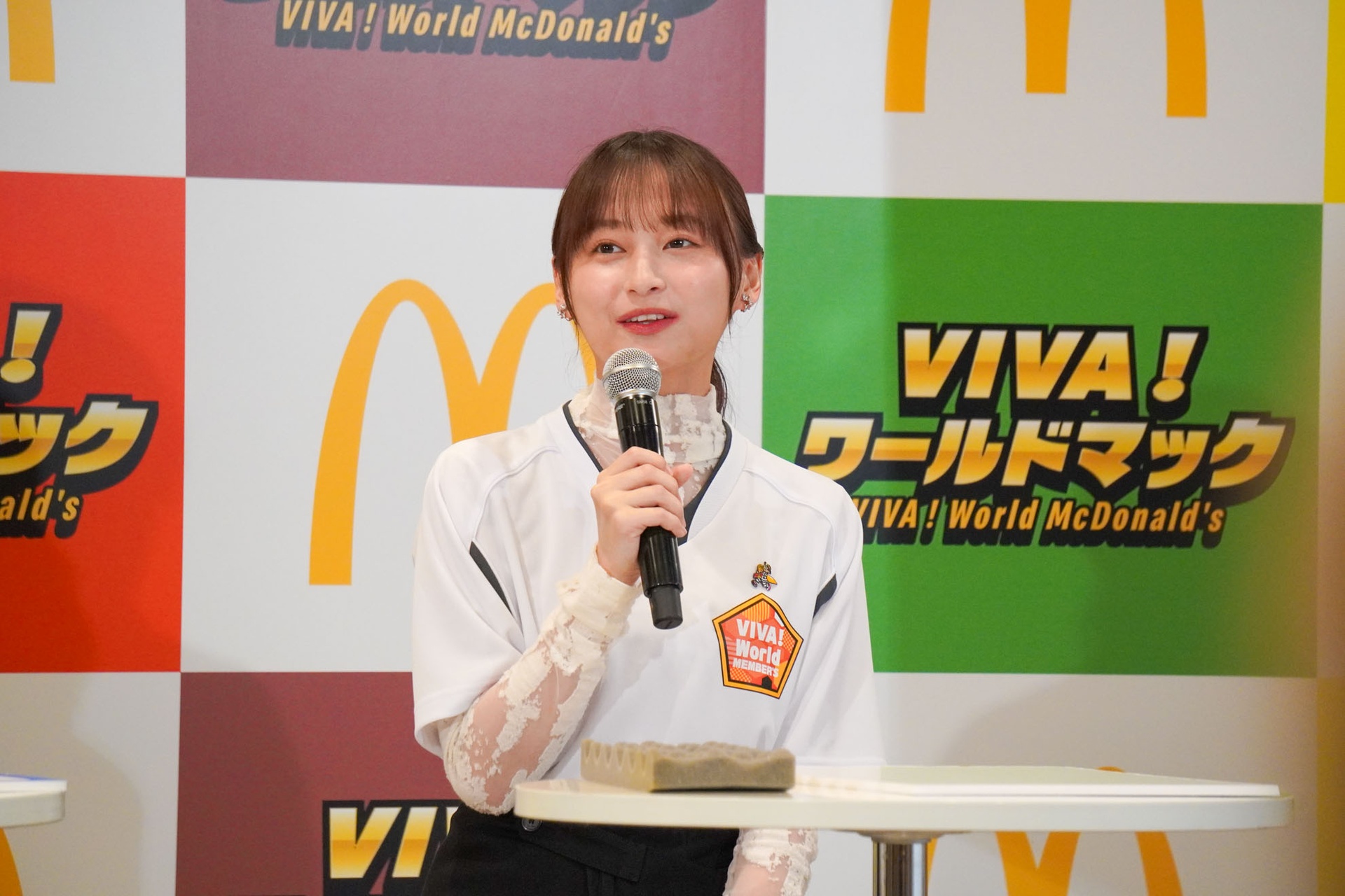 サッカーファンとしても知られる影山優佳さん