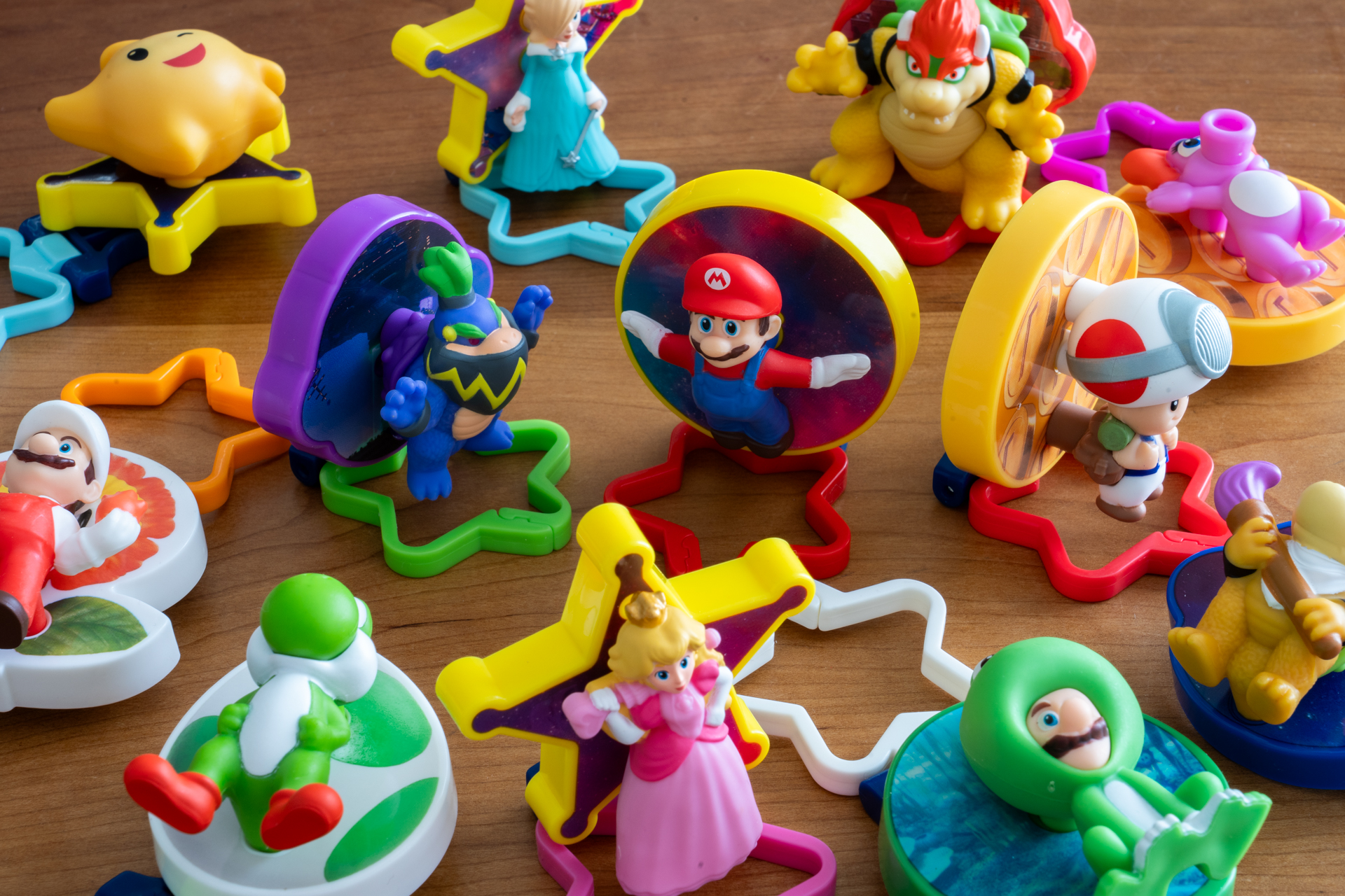 ハッピーセット「ザ・スーパーマリオギャラクシー・ムービー」