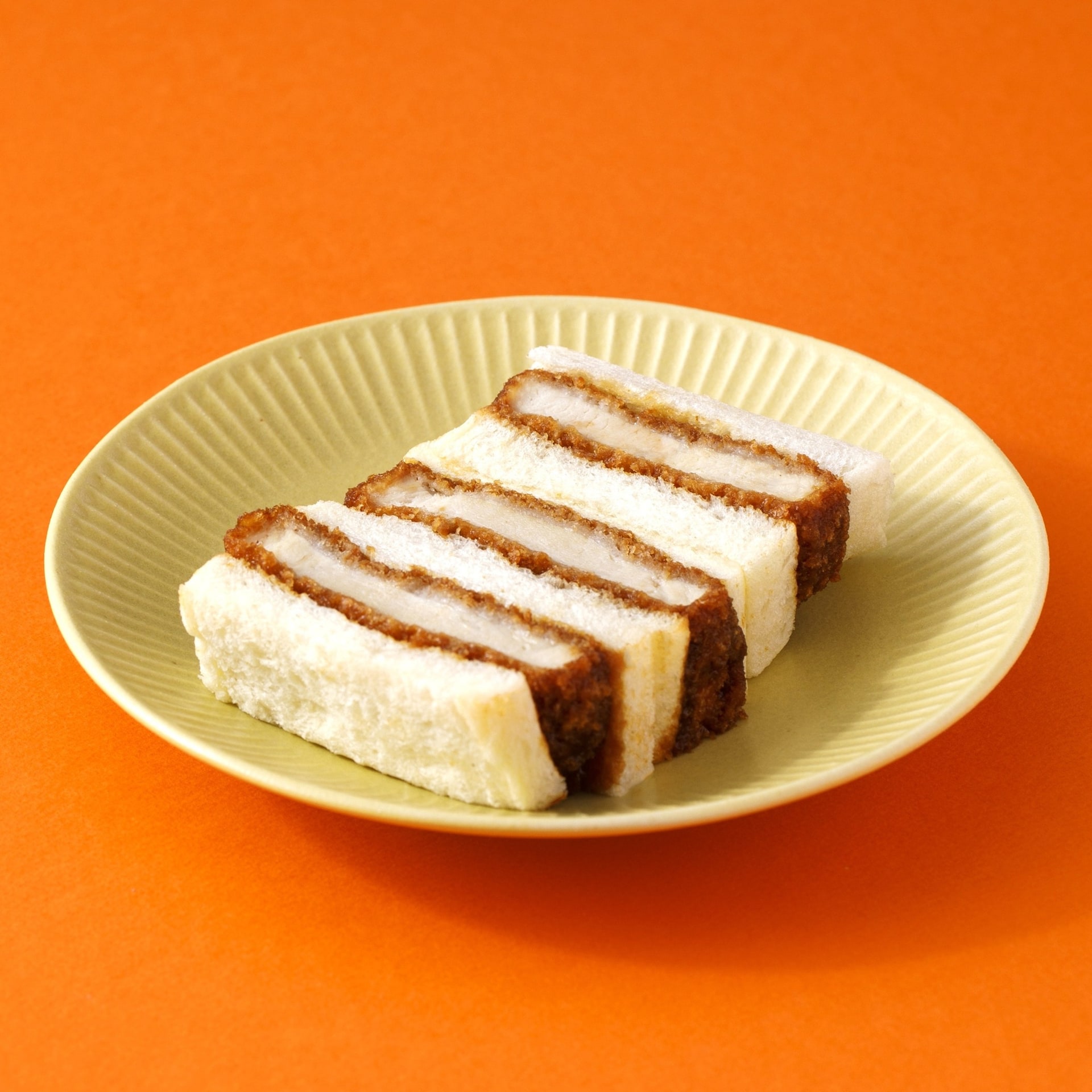 「紀ノ国屋 チキンかつサンド」（486円）