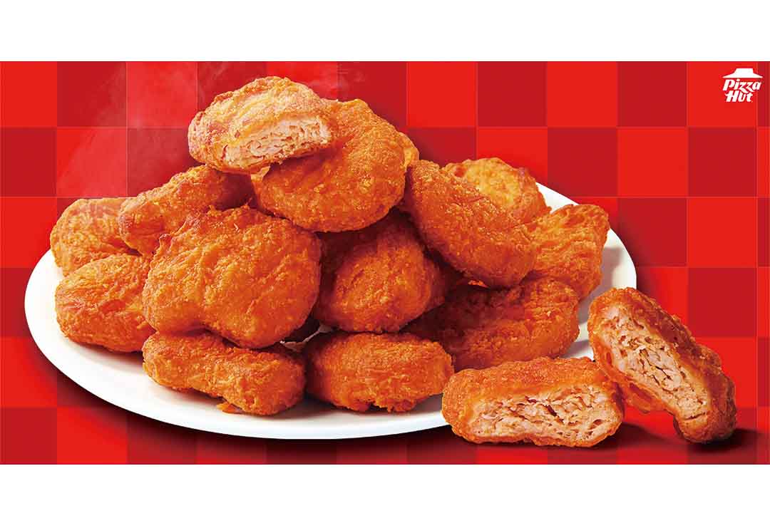 サクッとジューシーな衣にスパイスをきかせた「レッドハットチキンナゲット」