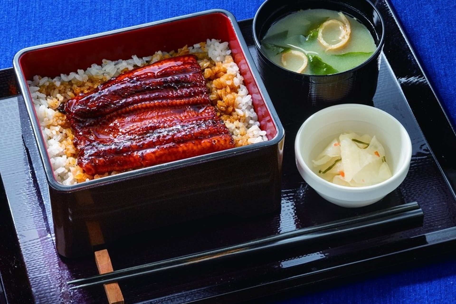 うな重（味噌汁・漬物・追いだれ付き）