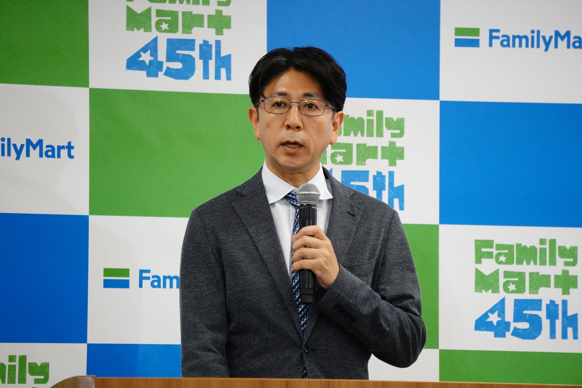 株式会社ファミリーマート 商品本部 ファストフーズ部長 高倉一真氏