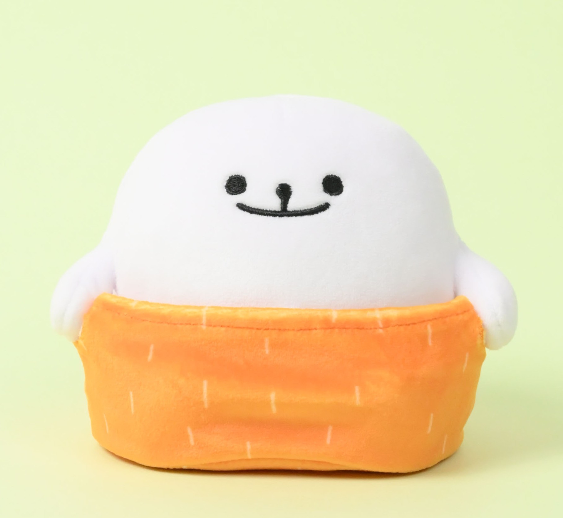 「もちなりくんぬいぐるみ」（2000円）