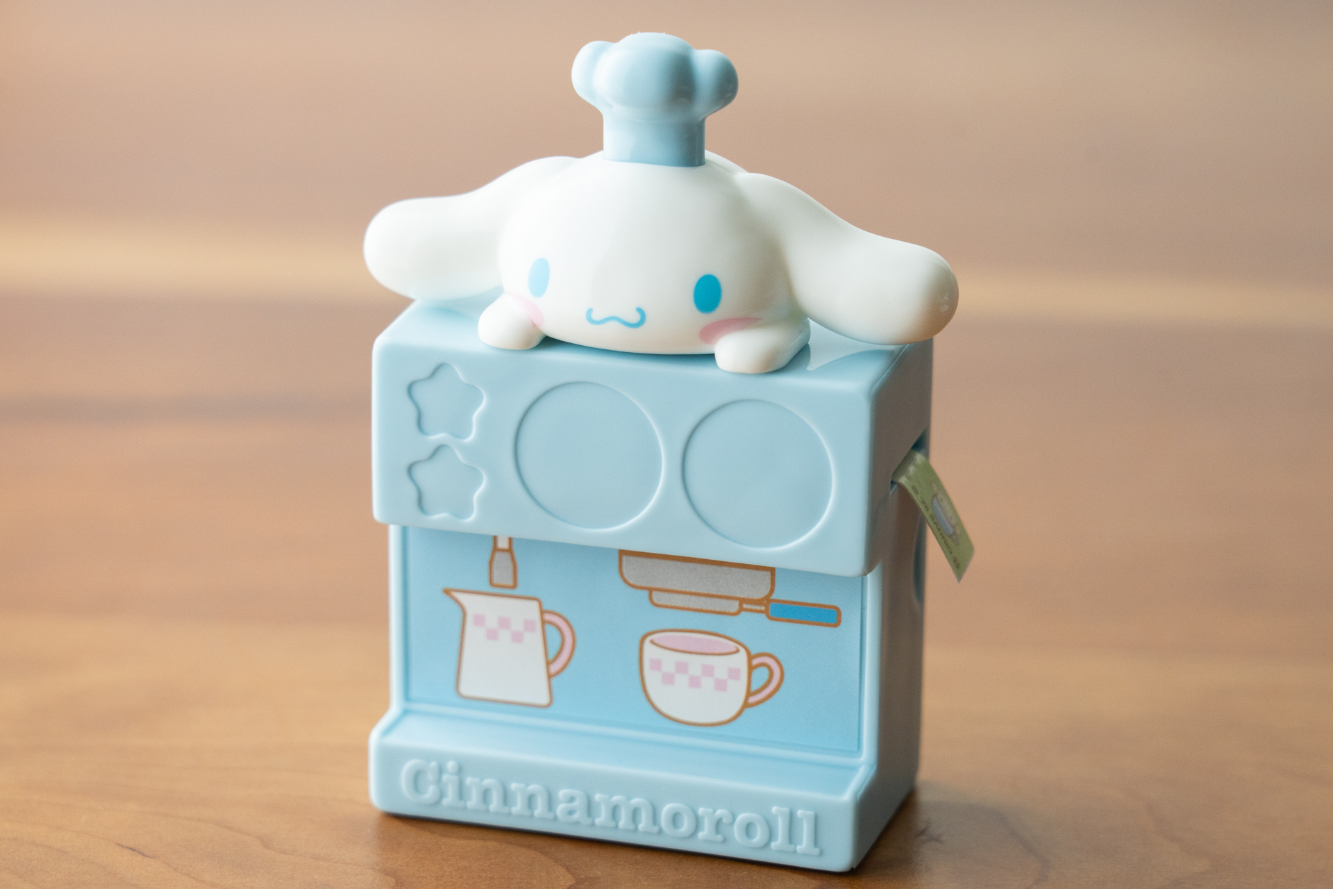 コック帽をかぶったシナモロール