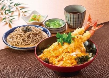 「大海老天のふわたま丼と麺」（1830円）