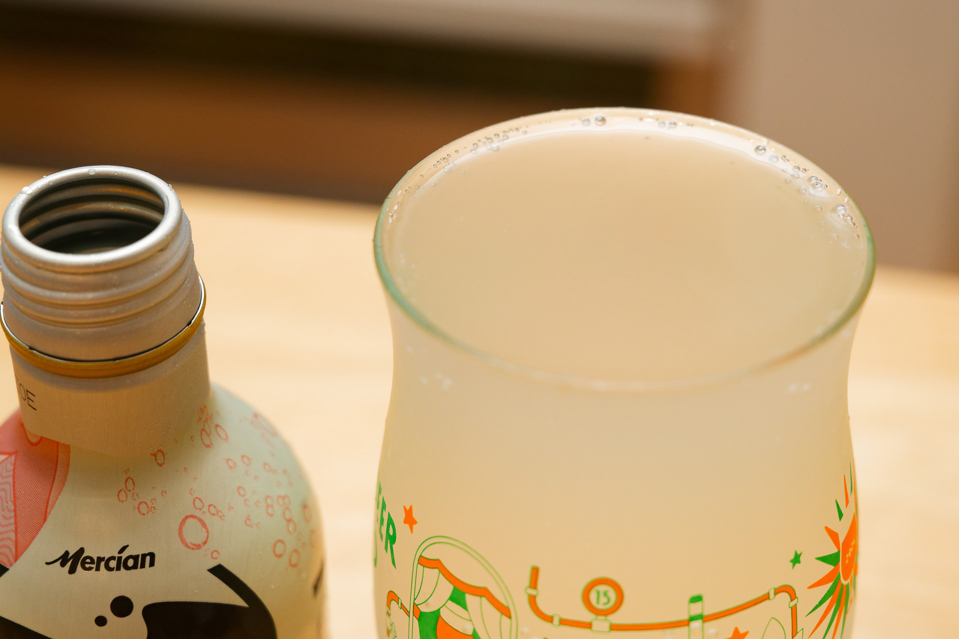 微炭酸より少し強めの炭酸がすっきりさせてくれる