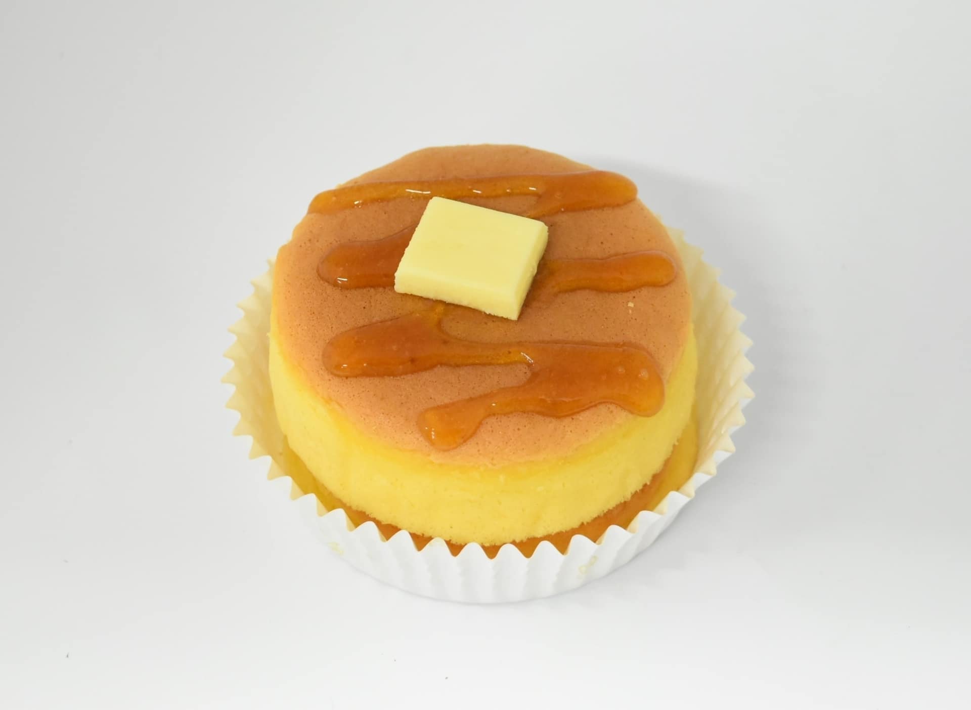 「ホットケーキ バタークリーム入り」（360円・税別）