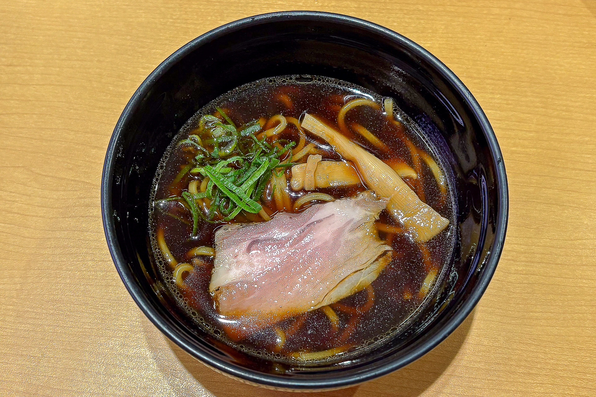 スシローオリジナルの「鶏ガラ醤油 中華そば」