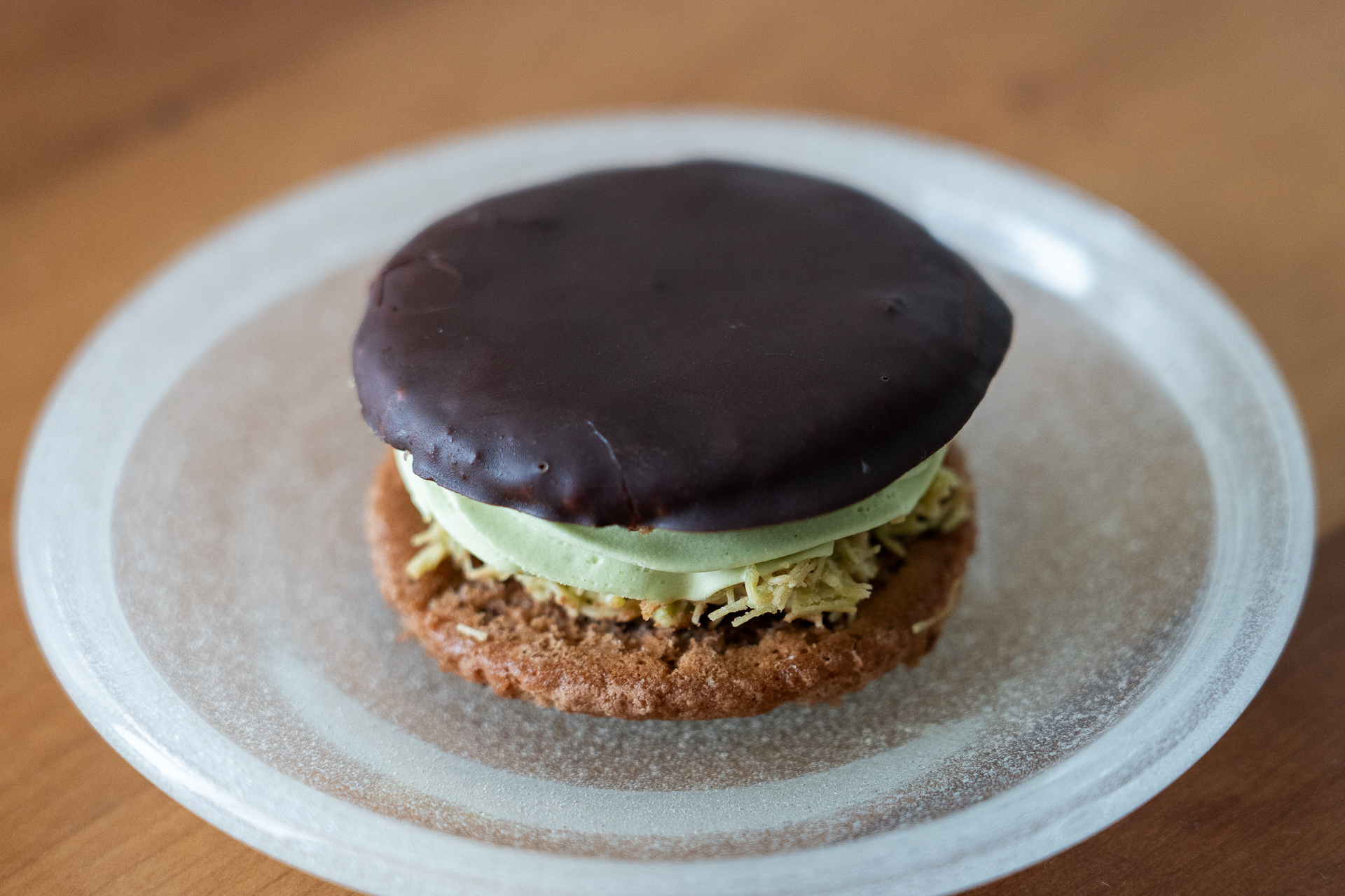 「ドバイチョコ風サンド」（322円）