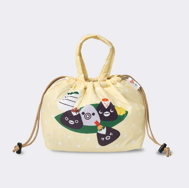 巾着タイプのトートバッグ