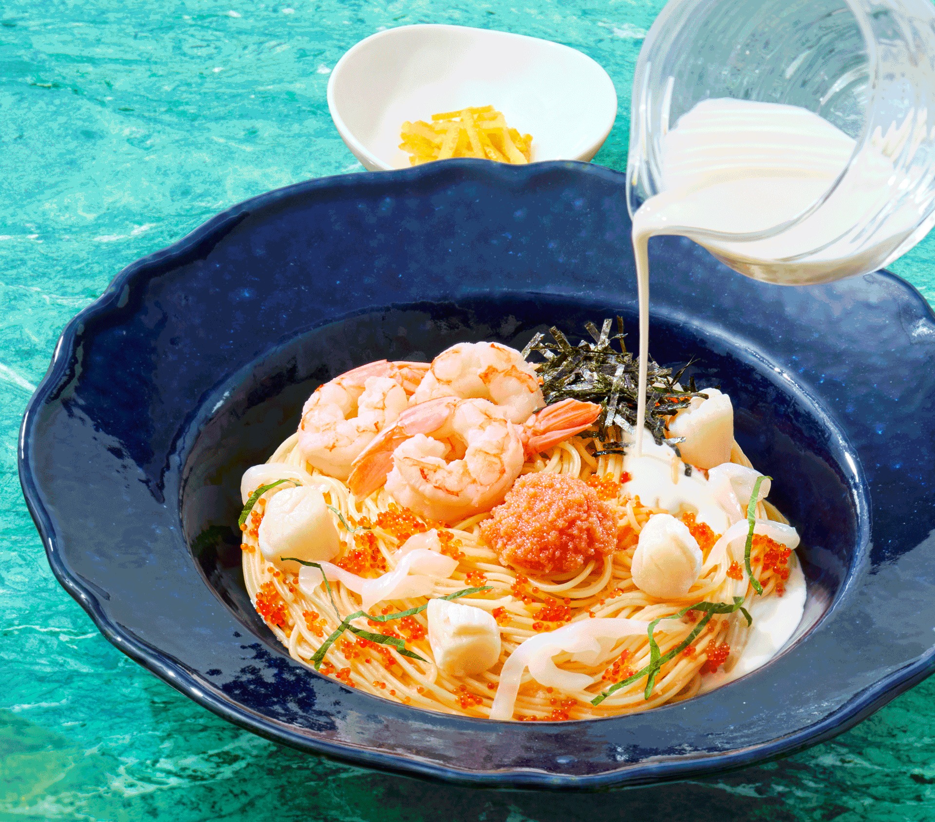 「“冷製カッペリーニ” 赤エビの明太子～クリームスープ～」（1419円）
