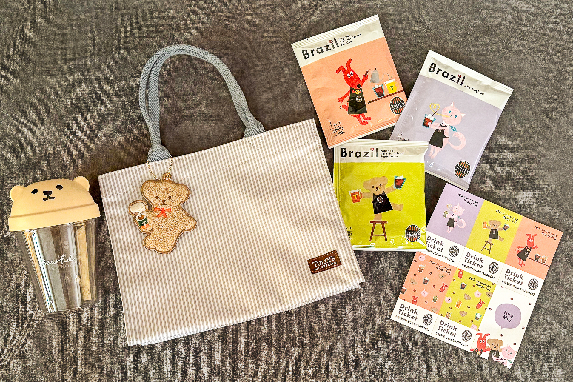 タリーズ「29th Anniversary Happy Bag」のトートバッグ＆チャーム