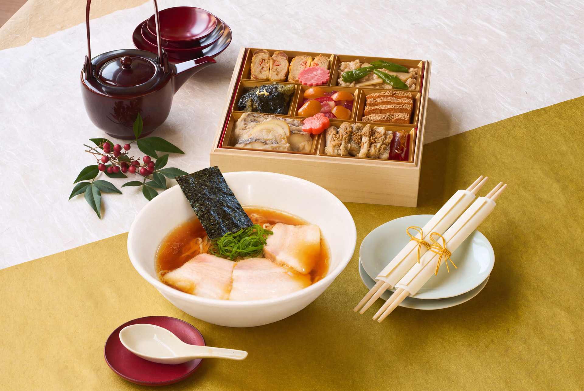 「飯田商店監修らぁ麺おせち」（2万980円）