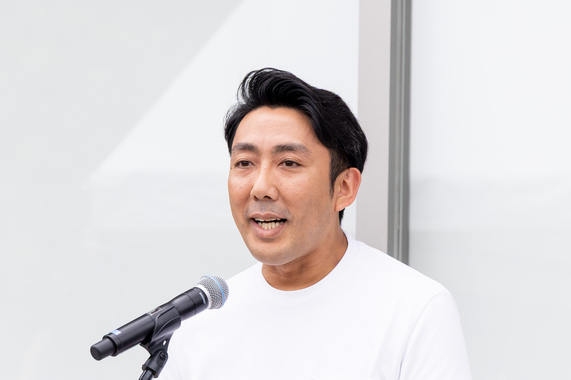 日野市長 古賀壮志氏