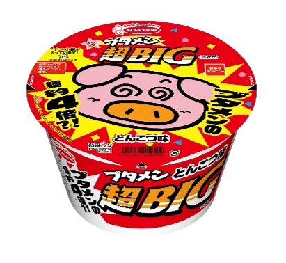 通常のブタメンと比べて麺が約4倍