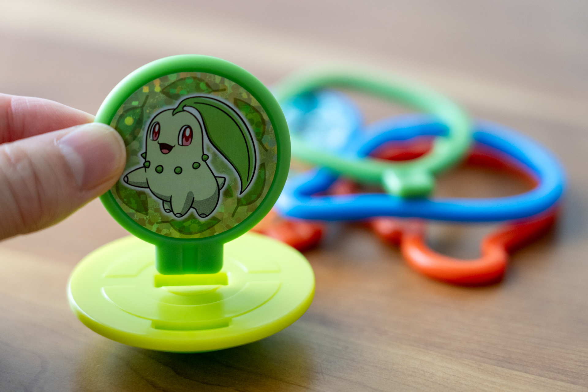 台座に好きなポケモンのパネルを差し込む