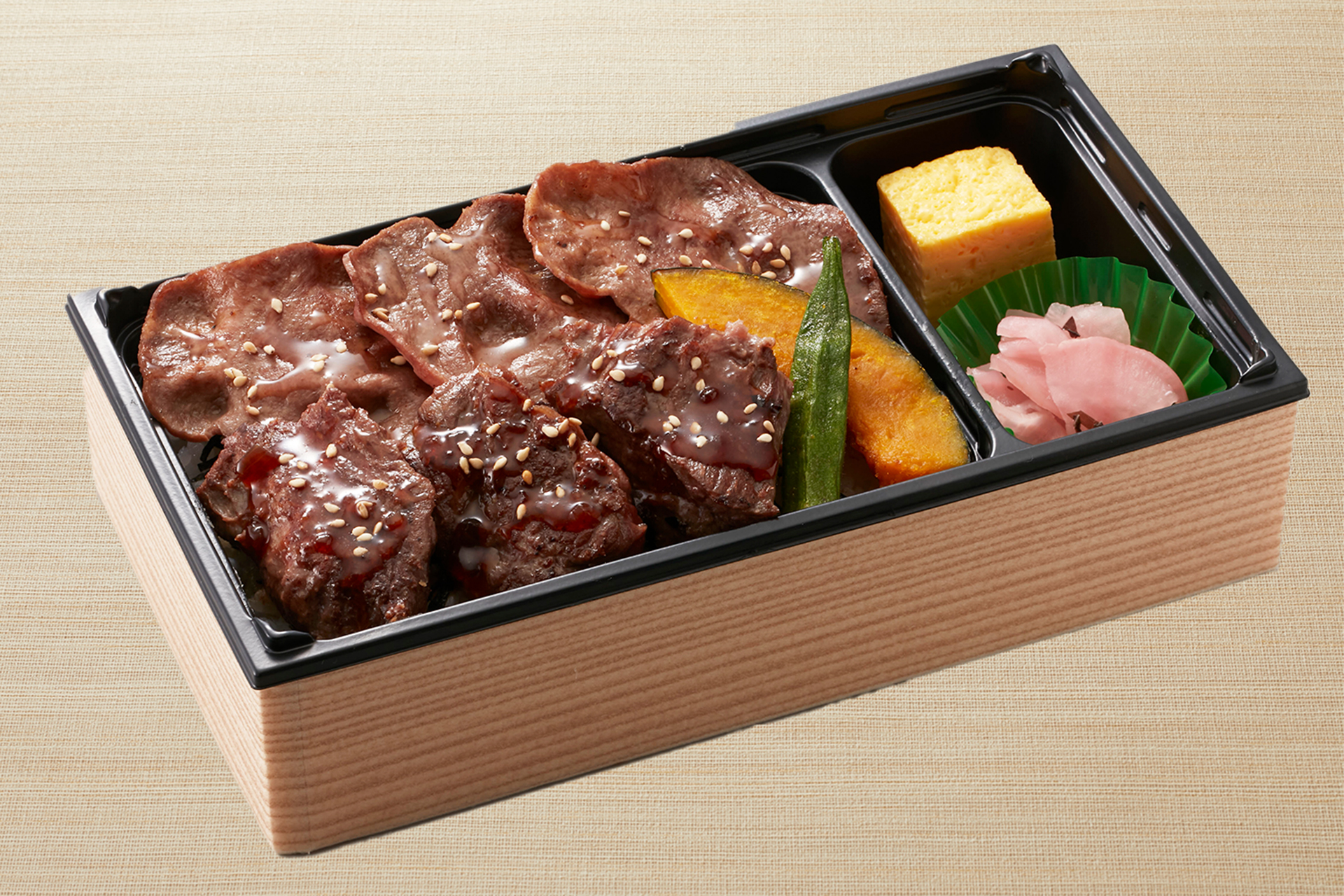 「牛タン＆牛ハラミ重」（1402円）